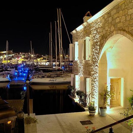 Cesme Marina Konukevi Exterior foto